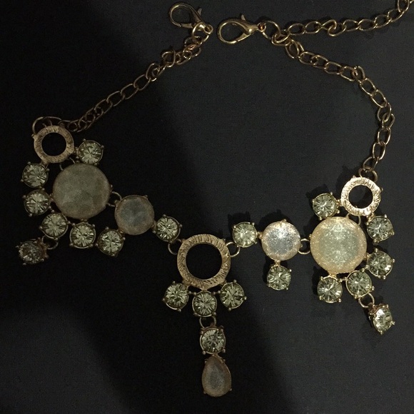 Necklace 💕 - Picture 3 of 3